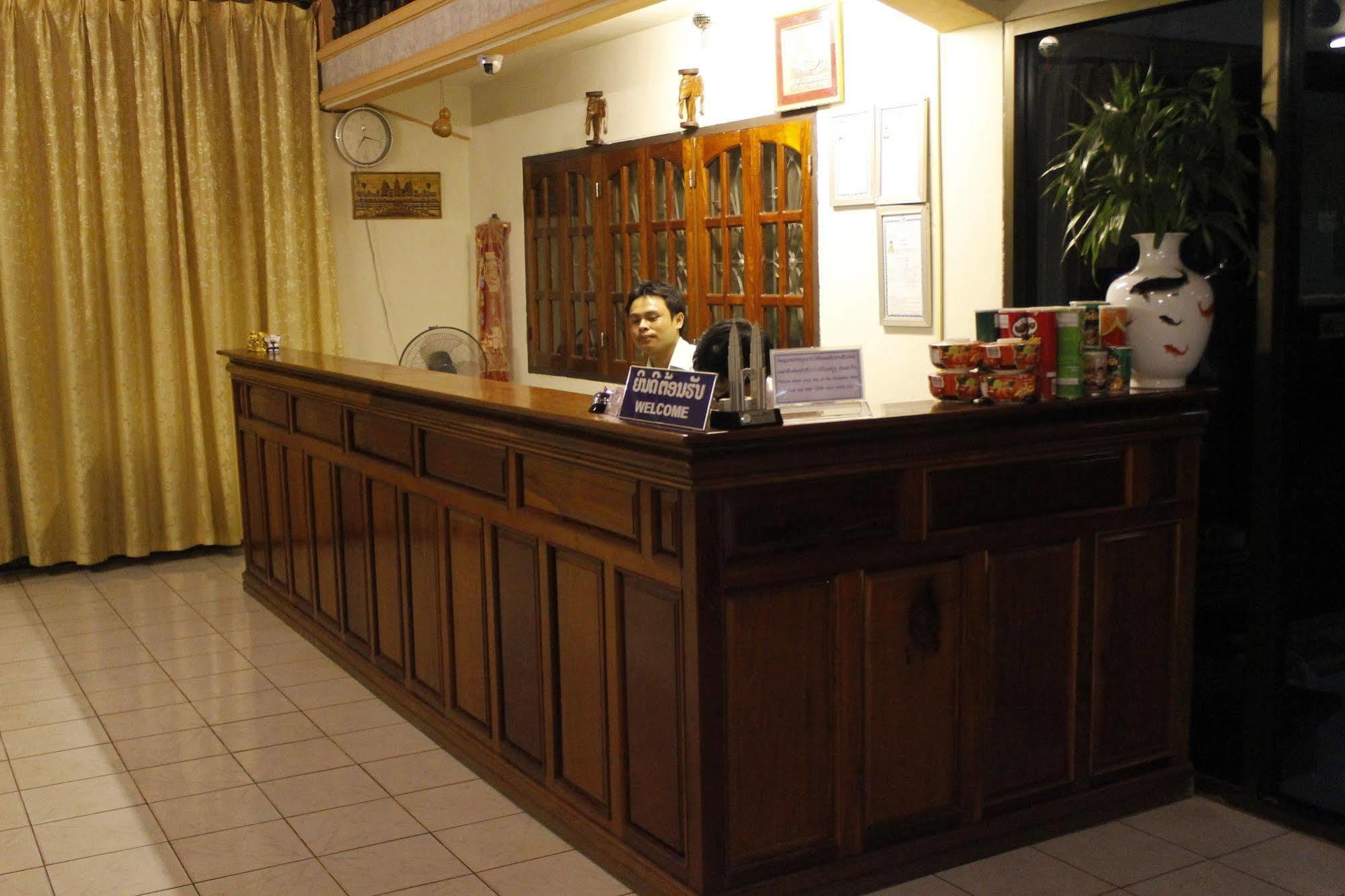 Ban Nongdouang Souvanna Hotel 1 מראה חיצוני תמונה